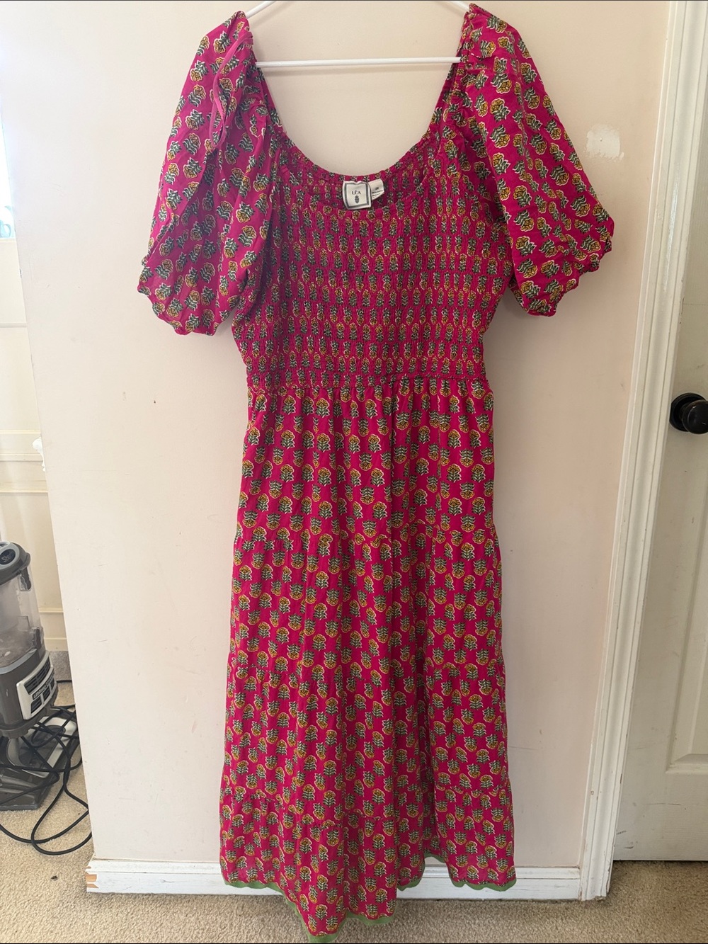 Red Floral Puff-Sleeve Midi Dress